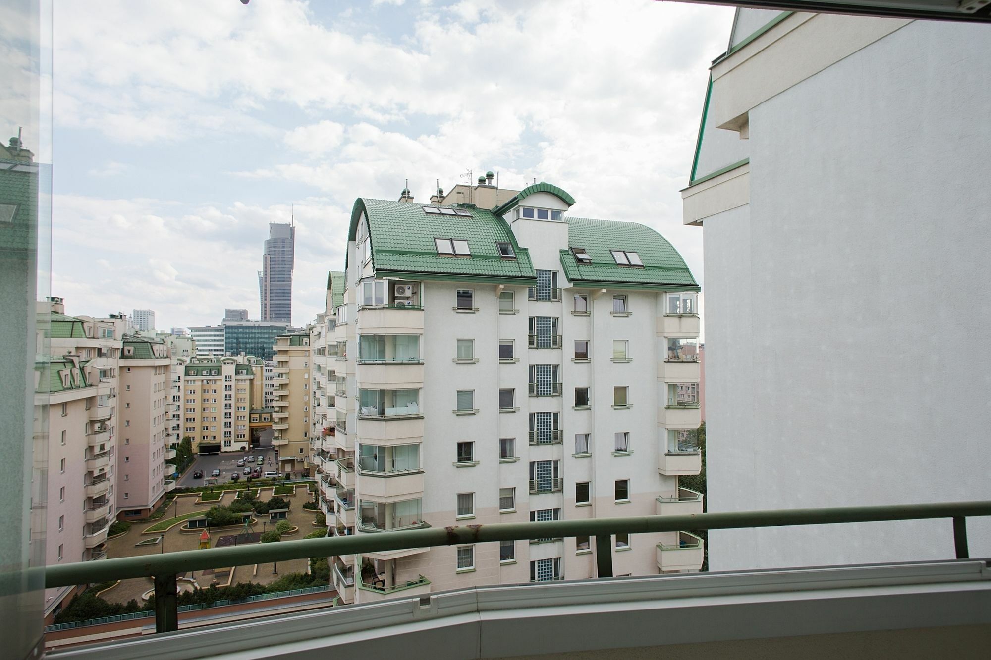 Shortstaypoland Wolnosc Varsovia Exterior foto
